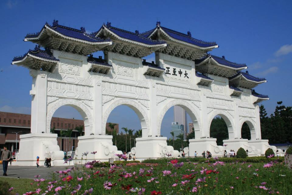 5.中正紀念堂
韓國人到台灣必踩的景點就是這裡啦~飽兒還曾經因為幫韓國旅客拍照,結果變成了好朋友XD