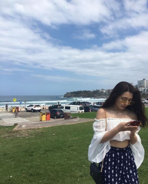 選擇個人旅遊的人也很多~ 韓國人會利用Naver Cafe的平台尋找同行,假如他們來台灣旅遊,就會在台灣旅行的cafe上尋找朋友~ 可是這個還是有風險,找同性的會比較安全!! 還有一種說法是一人去兩人回來XDD