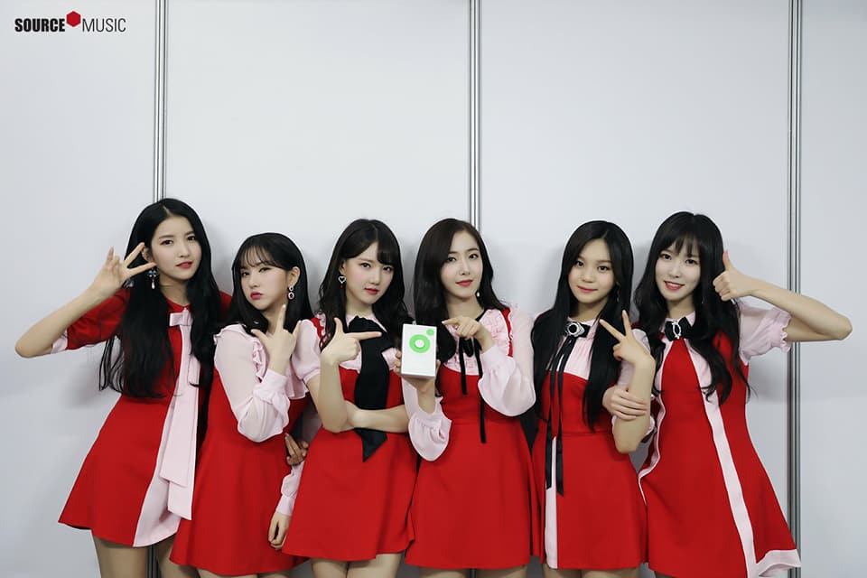 GFRIEND憑藉著獨特的魅力在演藝圈闖出一片天,成員們也靠著自身的努力獲得大眾的認可,更讓人見識到即使沒有大公司撐腰也能獲得廣大粉絲的喜愛!