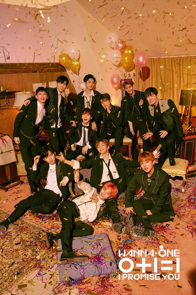 尤其是《PRODUCE101》第二季創造出的男團WANNA ONE,不管是人氣還是吸金能力都直逼現在最大勢的男團EBS!(EXO, BTS, SEVENTEEN)