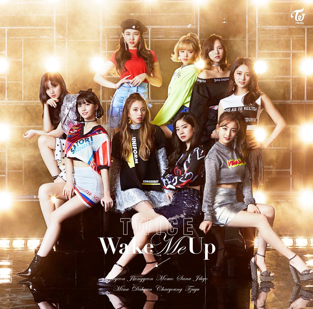 TWICE:小學生 5位,國中生 6位 ,高中生 10位
榜單上唯一的韓國女團,在成員中三位日本籍成員的帶頭之下,再加上可愛的曲風讓她們在日本出道,就立刻擁有超高人氣,更創下不少韓女團在日本的銷售紀錄!從排名上,TWICE可以說是學生族群的最愛呢~