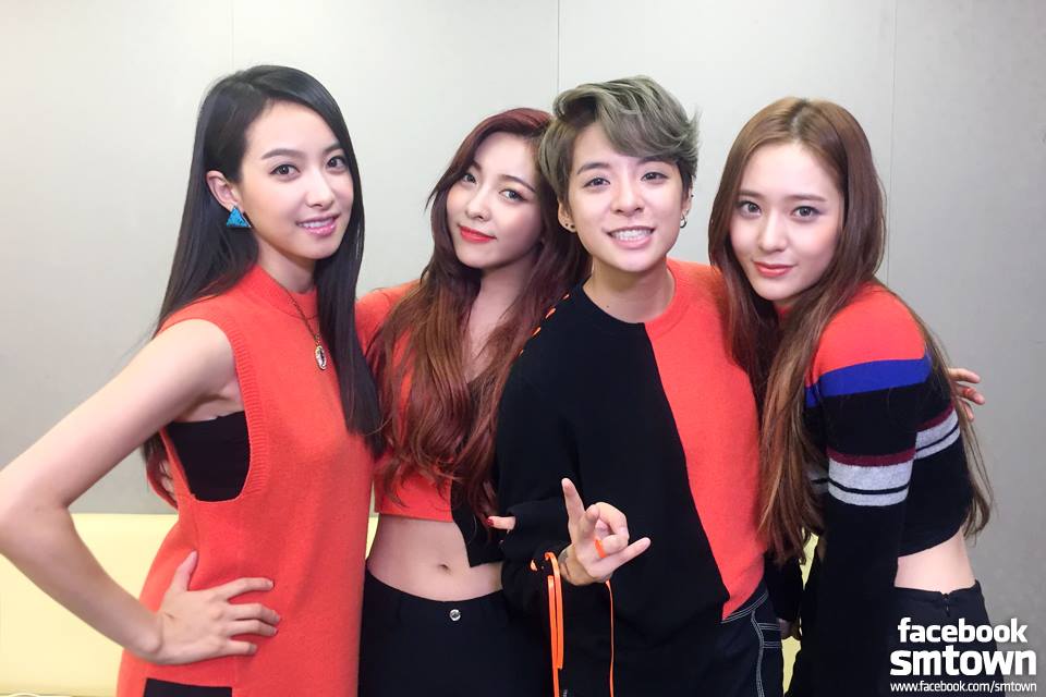f(x)
基督教:Amber、Luna
無宗教信仰:Victoria、Krystal
小編:Victoria、Krystal不一定並沒有信教,只是沒有公開談論過自己的信仰,所以先歸類進無宗教信仰~