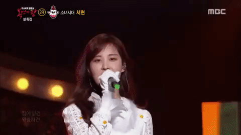 韓國偶像圈中不少轉戰演員的歌手,但並不是每個轉戰演員的偶像都能成功阿!除了原本的歌手身分會讓觀眾對於他們的演技有微詞之外,因為本身的專業就不是演員也讓這些歌手吃了不少苦阿~