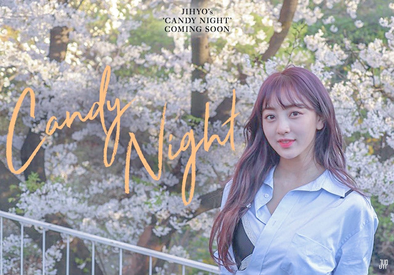 像是TWICE的志效就在JYP練習了長達10年的時間。
曾是童星的志效因為可愛的外型受JYP注意,而甄選進入JYP。因為練習時間相當長,也曾受過外界的冷言冷語,認為出道無望…也因此志效剛出道時有些肉肉的,據說就是與出道前所受的壓力有關。