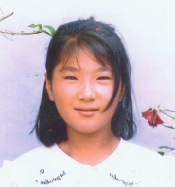 1) Jung Yuri (當時11歲,今年38歲)
1991年8月5日於京畿道安山市檀園區失蹤,她的父親對於女兒當天被誘拐仍然歷歷在目「我走遍全國派發傳單,甚至連紅燈區都找過,但沒有她的蹤影...」
