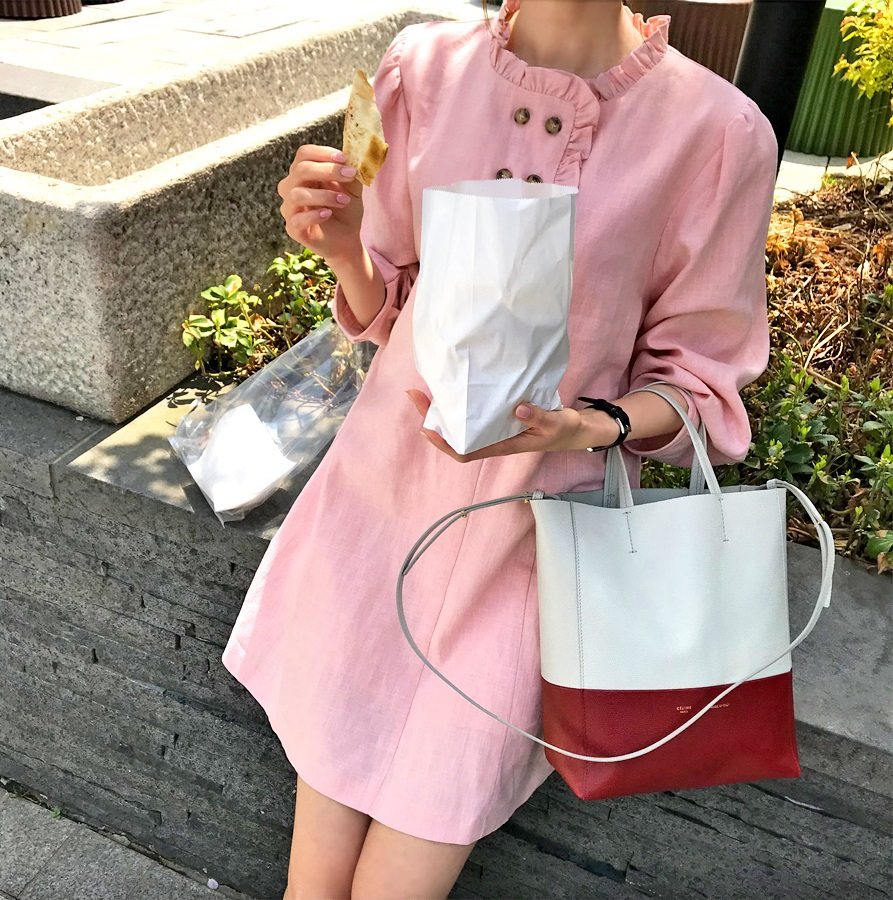 #不吃零食和宵夜:
零食和宵夜是女生的最大敵人,多吃了零食或宵夜,就必須要努力健身給他瘦回來,這樣反而讓自己更痛苦啊~如果真的太餓想要吃東西的話,建議可以利用一些低熱量的食物補充,像是優格、核桃、麥片等都是不錯的食物喔!