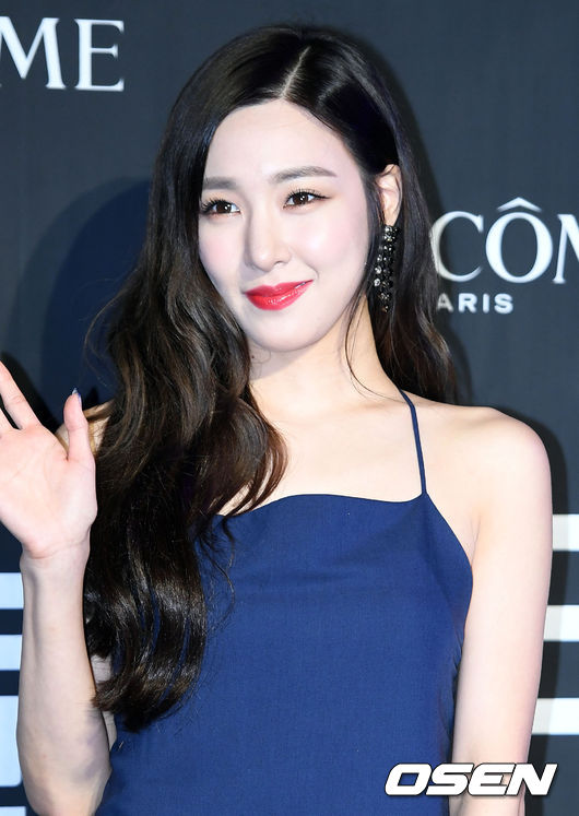 Tiffany還補充到這麼做不只是不讓人失望,還曾說過努力維持笑臉,也才不容易讓人誤會。雖然「微笑」不難,但只要現身在鏡頭前就要維持笑臉,不僅讓人敬佩Tiffany的敬業,更讓人感受到身為公眾人物的為難