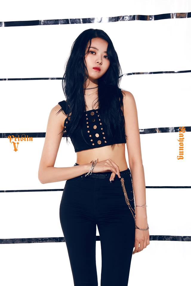 TOP6
PRISTIN - 娜榮
171CM
娜榮曾經作為After School的候補新成員以及Hello Venus的候補成員,雖然很可惜那時候都沒能出道,但現在正在PRISTIN活躍中!
