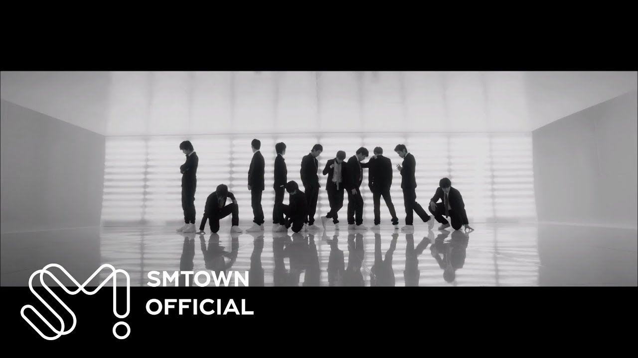 對很多人來說,Super Junior的「Sorry Sorry」是追星之路的開端吧! 當時這首歌的火紅程度真的相當驚人,在台灣的音樂榜單上更是蟬連多週的第一名! 不管有多少人cover過sorry sorry,Super Junior的版本還是最帥氣!
