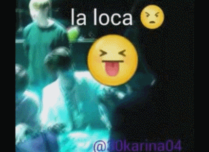#B1A4 - 孔燦
不知道是不是海外粉絲都比較大膽,B1A4的忙內孔燦也曾經在簽名會上遇到瘋狂女粉絲,只見該名女粉絲用手鉤住孔燦的脖子試圖親吻孔燦,孔燦在第一時間把臉撇開,但最後孔燦沒有表現出不開心的樣子,而是笑著化解這個尷尬的局面...想必當時孔燦的內心是很驚恐的吧ㅠㅠ