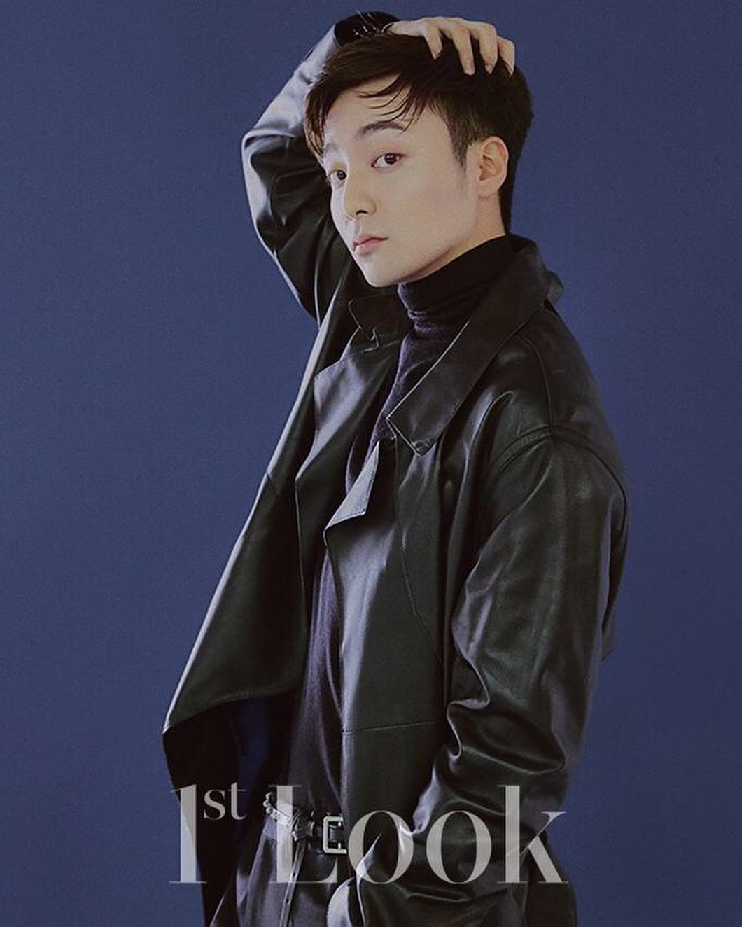 如果秋天回歸的歌手少掉Roy Kim,就不叫秋天了!溫暖又充滿細膩感情的嗓音,詮釋傷感的歌曲更能唱進人的心坎裡,最近Roy Kim也宣布要發布新歌「我們到此為止吧(The Hardest Thing)」光是一張不同以往的回歸照就引起討論,因為這次竟然出現鬍子!