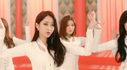#Nine Muses
Nine Muses在10年就出道,想當年9人的大長腿可是迷倒不少粉絲,不過在競爭激烈的韓國演藝圈中,果然除了實力還需要靠一點運氣阿!雖然至今沒拿過一位,但成員倞利決定SOLO再出發,希望倞利之後能夠越來越好阿!