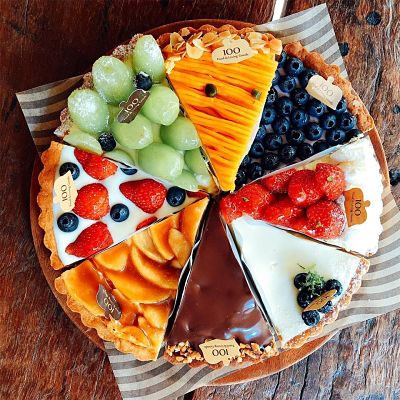 6.100種味道。這間位在新竹超夯的蛋糕甜點下午茶店以好吃的派(尤其是水果派)而聞名!想進去坐著好好享受真的要看運氣,因為不開放電話預訂所以只能現場候位,即是如此依然超多人,就算沒有位子,外帶也要吃~