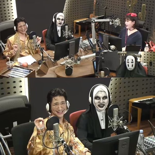 兩人為了宣傳新歌來到由樂童音樂家秀賢所主持的廣播節目,秀賢表示真的完全不想跟會勝對視XD 不過話說回來,你們兩個真的記得自己要宣傳的新歌是抒情歌嗎?ㅋㅋㅋ