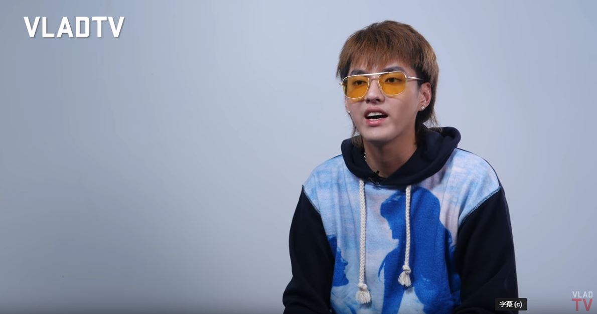 此外吳亦凡也提到自己參加SM徵選後的感想,他表示當時參加徵選選上後,雖然熱愛音樂,但在那個年紀他根本不知道怎麼做,進了EXO之後就只能待在那一直工作,也提到:「中國是個很大的市場,所以我猜他們(SM娛樂)想要讓這個男團可以在中國表演,活躍在亞洲,所以他們想要我在這個團體裡。」道出當時小小年紀的徬徨與無奈。