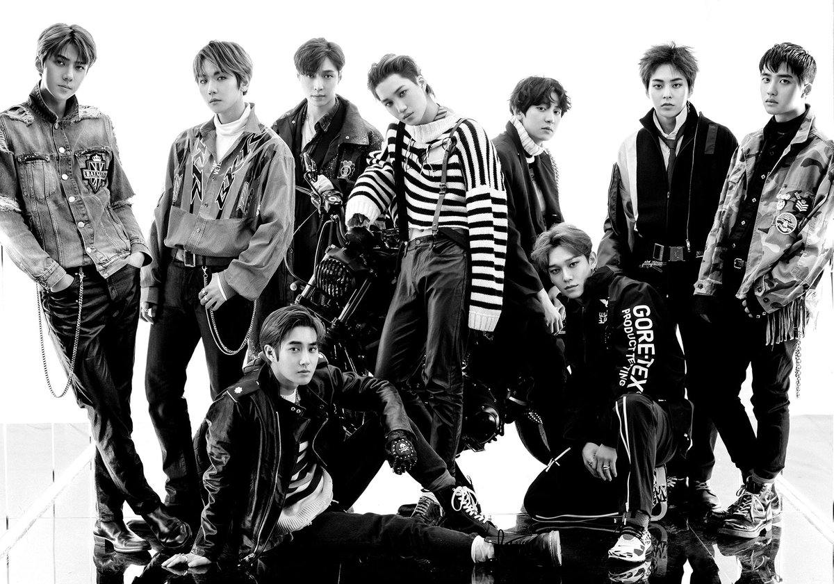 #EXO
2012年4月以迷你專輯《MAMA》在韓國中國兩地出道的EXO,他們的合約時間可能還會再更長。作為K-POP代表性團體之一的他們,續約消息都是大家關注的一部分,若合約是以7年算的話就是明年了,不過SM娛樂的藝人合約時間可能更長。