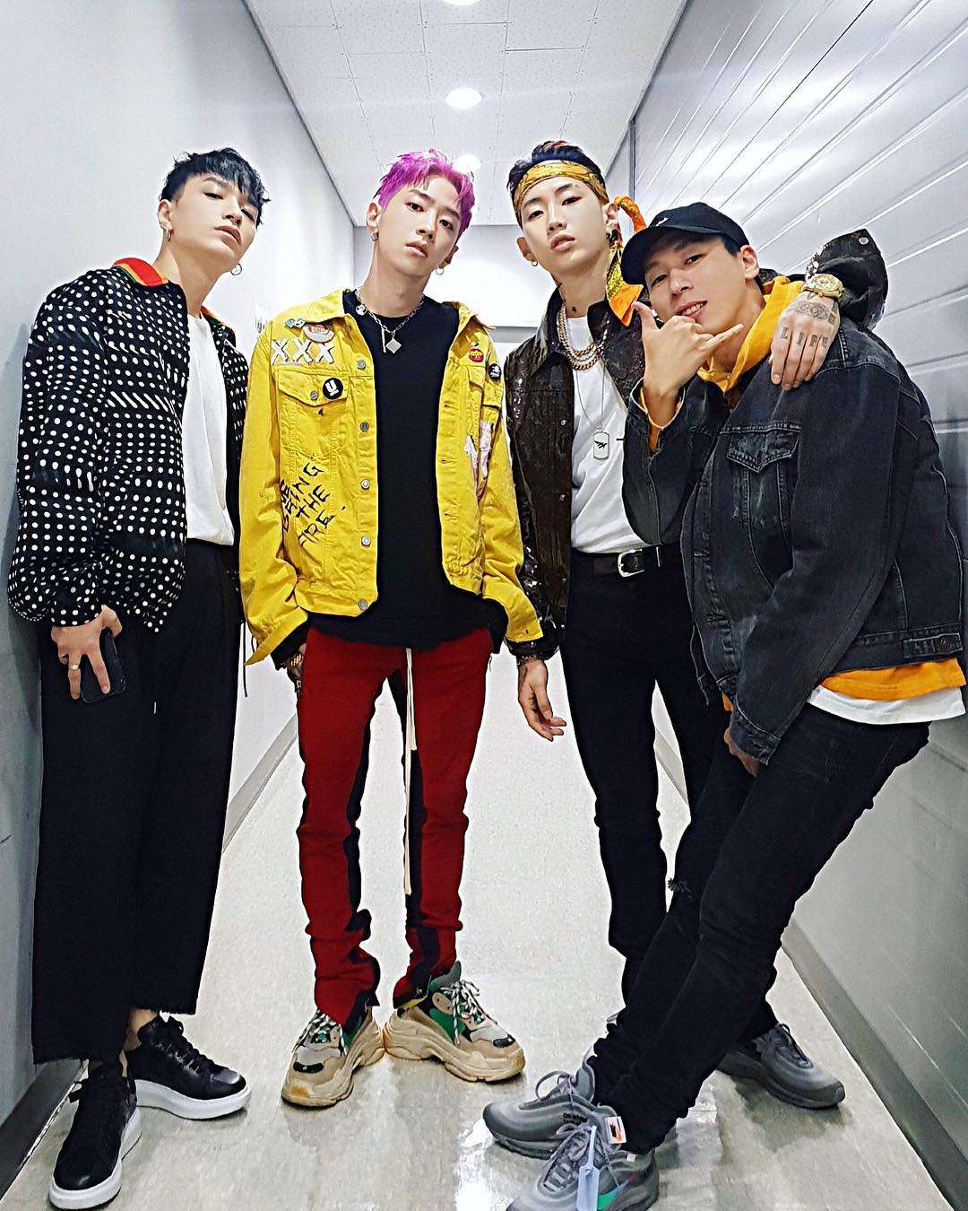 有在Follow韓國饒舌的人就一定會知道AOMG!由Jay Park創立,旗下的藝人包括Simon D、Gray、Loco、禹元宰、Hoody、DJ Pumkin等有才的Artists!今天就要來介紹A社藝人的時尚私服穿搭~