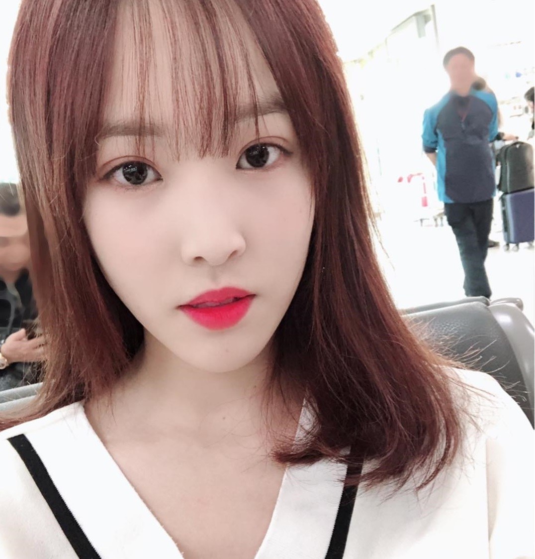 GFRIEND主唱Yuju從11月起就沒有參與組合的官方行程,舞台演出也都由另外五名成員消化。除此之外,在GFRIEND的官方IG上,Yuju的貼文也停留在上個月8號。