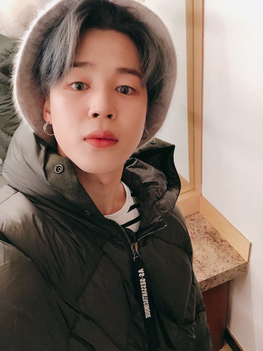 韓國區由柾國獲得最多轉發,Jimin則是在國家範圍裡被提到最多次的名人,看來韓國和外國人的喜歡的口味不太一樣,但不可否認的是防彈不管在哪一系列的排名都搶下冠軍,實在不簡單啊~