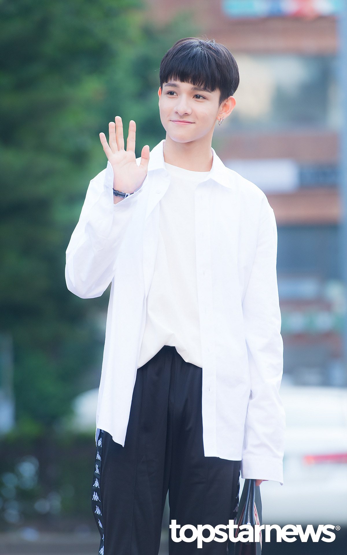 # 金Samuel (2002年1月17日)
「混血美少年」Samuel不只有顏值更有實力,許多粉絲表示:「他最圈粉的是他那顆純真又上進的心!」