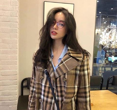 ENTP:鸚鵡-E:外向、N:直覺、T:思維、P:知覺 |
跟鸚鵡一樣健談(是好事嗎XD)喜歡分享自己思索出的新知或道理,妳是個深刻的思想家,喜歡和自己的腦袋對話,特別欣賞有內涵、有智慧、有能力的人,而這樣的特質也促使妳訓練自己分析各個面向的能力,妳富有創意、應變能力強,常常是一個團隊裡不可或缺的人物,給人聰明伶俐的印象。