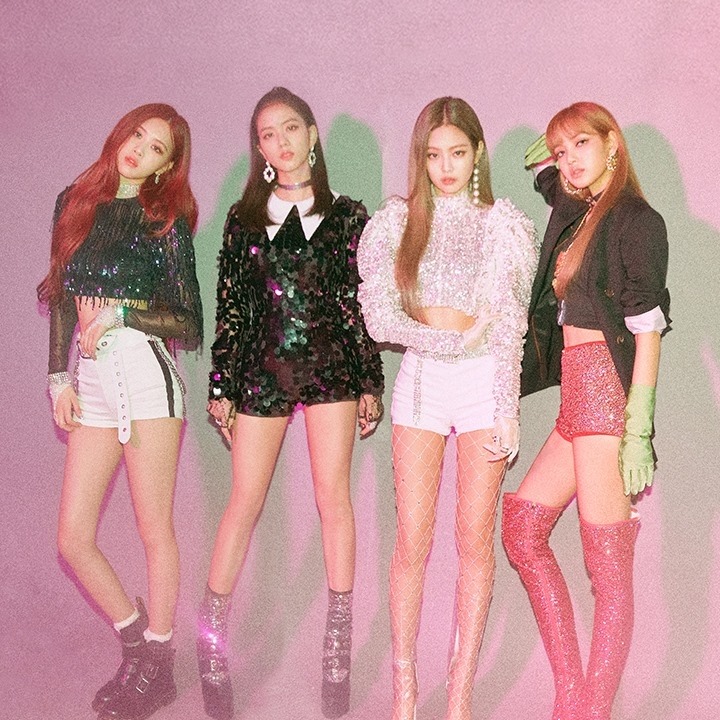 6.BLACKPINK:165cm
BLACKPINK全員身高都有160cm以上,四位成員的身材比例也很好,讓BLACKPINK每次的現場表演都非常賞心悅目阿!