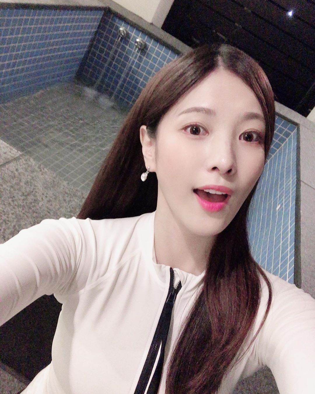 李海印在內容中提到:「我不知道實際上到底有沒有造假。」、「我覺得是我沒有好好抓住機會,真相會在警方調查後揭曉。」,其中李海印也整理了幾個疑點,像是突然在比賽當天改變舞台上的比賽規則、對嘴唱歌等,李海印還表示在最後任務中落選的人,直接被告知「因為製作團隊反對你,對不起」。