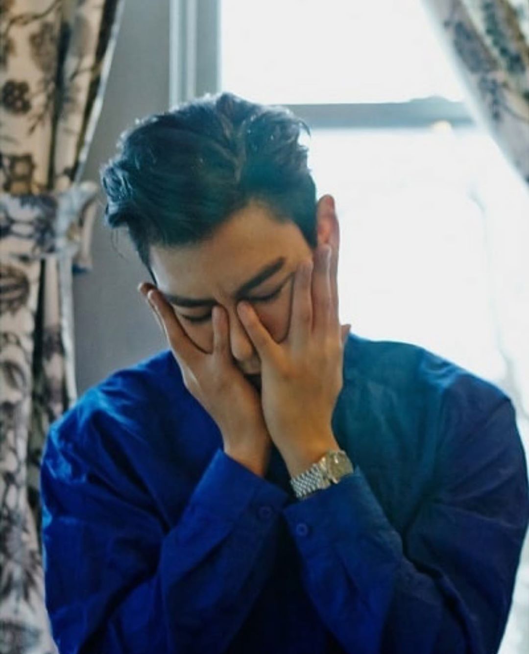 退伍後的T.O.P動向也備受外界矚目,因為BIGBANG唯一當完兵並回歸到團體的成員,目前只有他一人而已,剩下的成員太陽、GD、大聲都還在服役當中,當大家都把焦點放在T.O.P身上時,T.O.P至今還沒有對外宣布任何回歸螢光幕前的計畫。