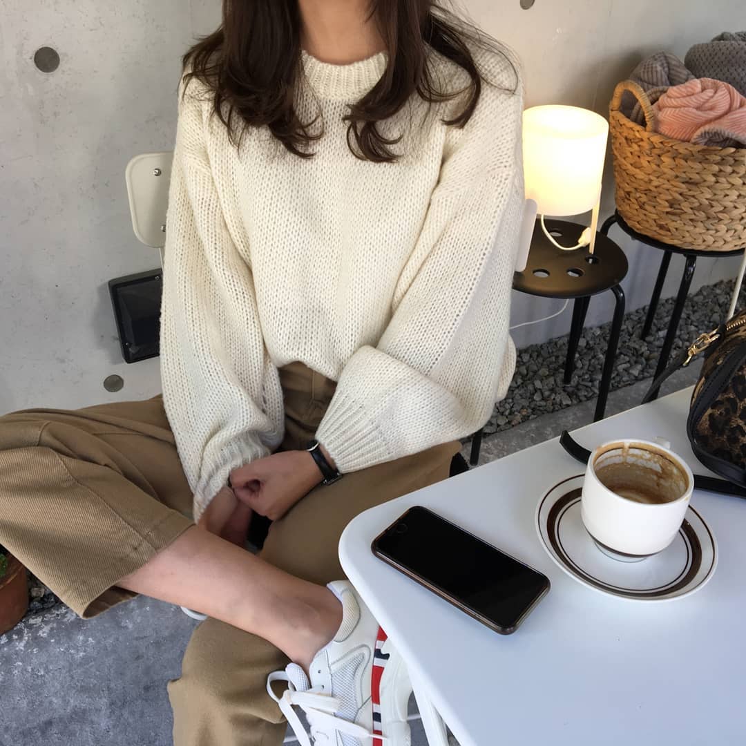 而且根據瑞士伯恩大學的實驗,給49名女學生,男學生穿過的T恤,發現如果當一個人的MHC(主要組織相容性複合基因)與你的越不相同,你越容易覺得這個人的味道越有魅力。