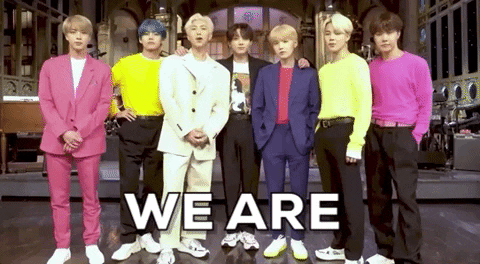就算不是專業的防彈粉絲,也知道培養出BTS的幕後功臣房時爀功不可沒,不過,在創造出防彈少年團之前,房時爀其實原本在JYP旗下當音樂製作人,後來才獨立出來開公司,今天小編就要介紹幾首大勢名曲,都是房時爀寫的呢!