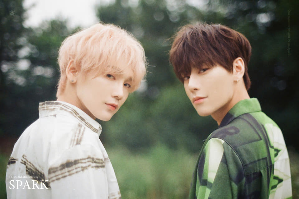 另外還有一些回歸的歌手,包含:JBJ95、JYP朴軫永、LEO、黃致列、鄭承煥、白藝潾、水晶男孩等人,12月的回歸看來也是相當精彩呢!