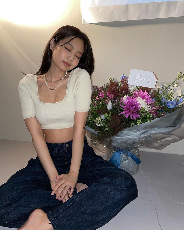 一直以來女生都從未對豐滿的胸部和漂亮的胸型放棄過追求...想要擺脫小胸、下垂?!就不要錯過今天Bigger姐分享的豐胸運動...