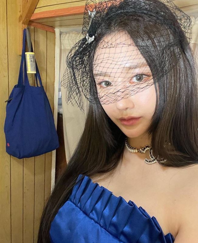 本月12日被確診爲新型冠狀病毒並在隔離中的Brave Girls敏英也迷上了寶可夢麵包。 敏英14日在SNS上寫道:「急尋幫我買寶可夢麵包的人!」 由於她的經紀人也在隔離中,她心急如焚的心真是透過螢幕都感覺的到呢!