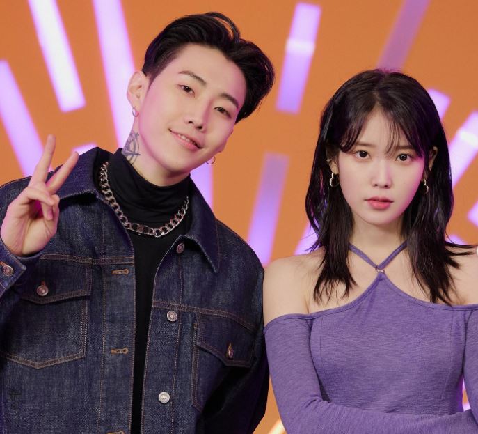 朴宰範在2020年出演MBC 《Radio Star》時談到了最近上市的「WONSOJU」, 他說:「我有計劃進軍酒類事業。 名字也定下來了。」