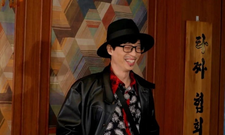 另外,劉在錫最近還出演了Disney +的原創系列《The Zone:堅持才能生存》」,據悉相關拍攝已在不久前全部結束。