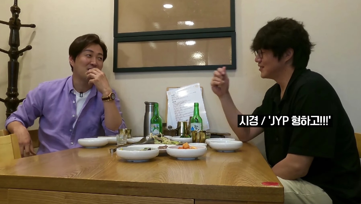 成始璄謙虛地說:「偶爾喝醉後說過」,談到了過去的軼事。成始璄說:「在日本居酒屋打工的朋友非常喜歡TWICE,非常喜歡Sana,幾乎就是信仰」。