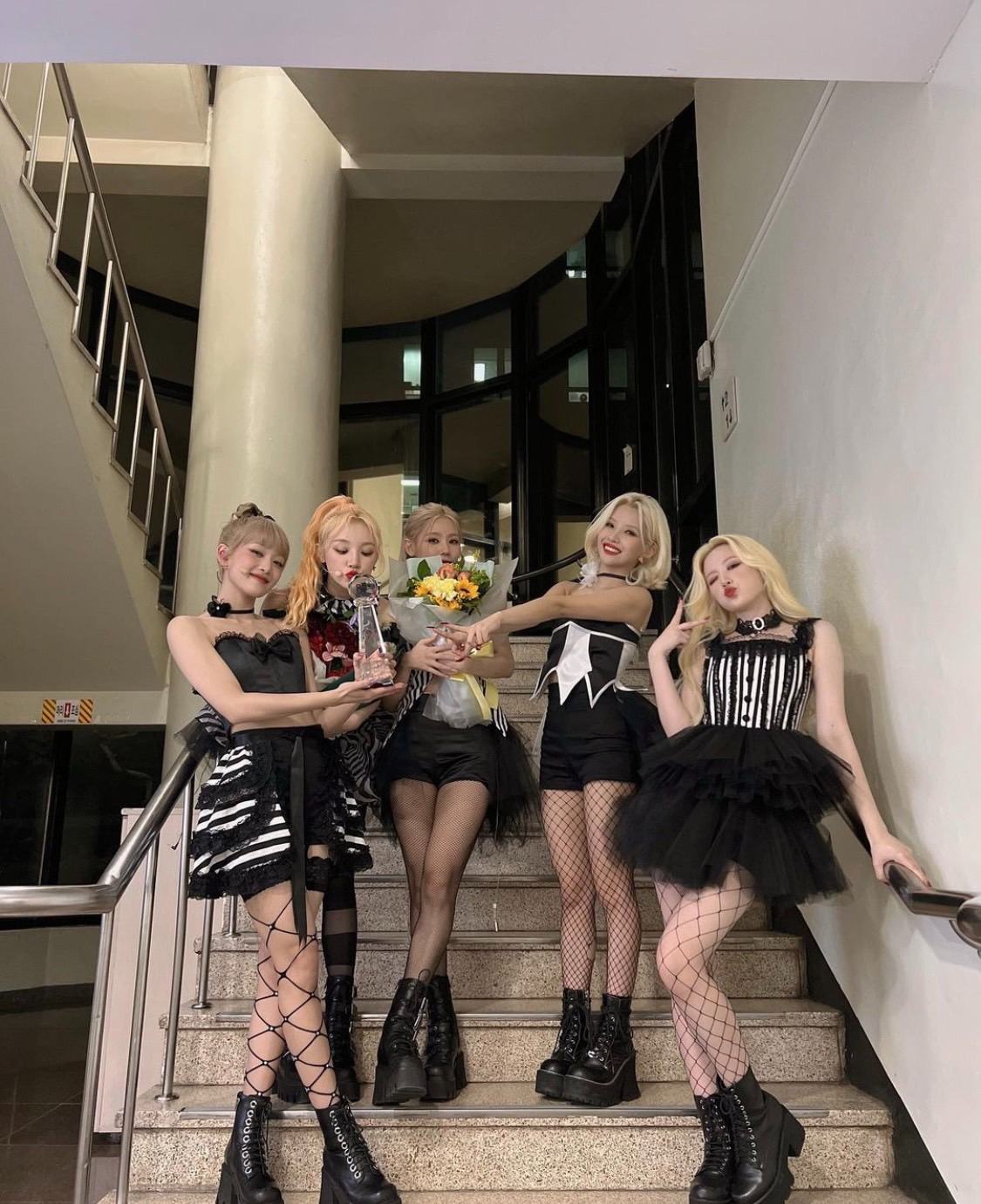 image source_instagram｜official_g_i_dle